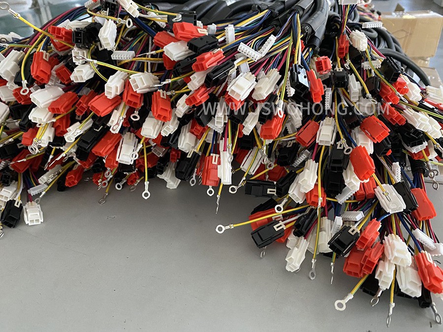 3D機(jī)芯電機(jī)中聯(lián)線束